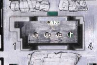 61319208107VM 61319208107 61 31 9 208 107 9208107 V20-73-0085 BMW F30 -  Switch, window regulator